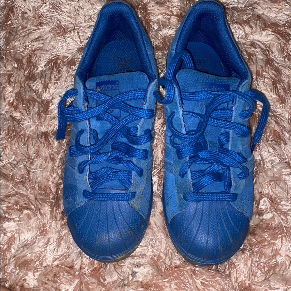 blue adidas - Picture 2 of 6